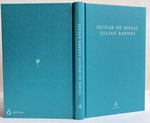 Spine of Portuguese edition of Changing My Mind by Julian Barnes 