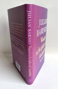 Jacket Spine of the Dutch translation of Changing My Mind by Julian Barnes